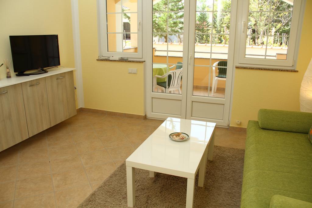 Apartments Jadera Привлака Экстерьер фото